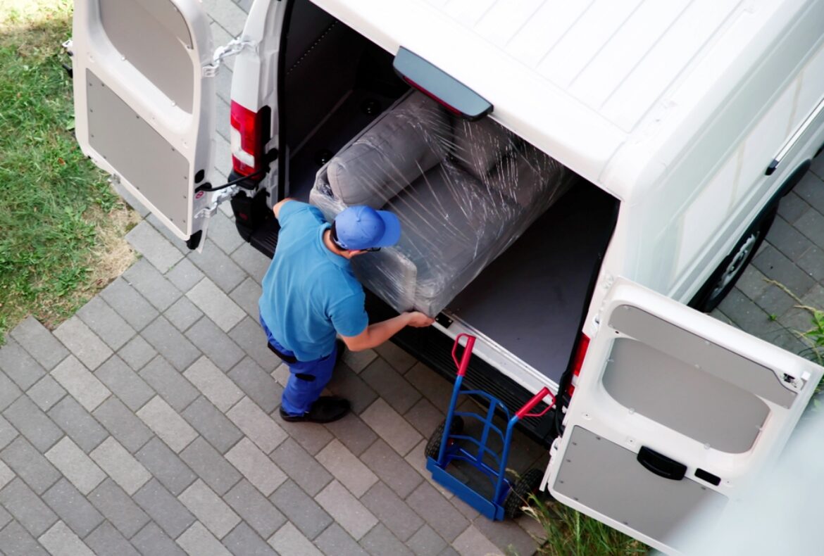 How to Hire Interstate Movers: Understanding FMCSA Regulatory Requirements for Cross-Country Relocations